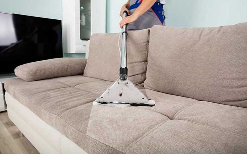 Effects of dust on the sofa تاثیرات گرد و غبار بر روی مبل - مبلشویی خوشنام