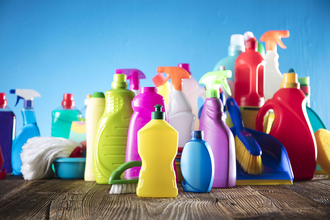 اطلاعات کامل در مورد تفاوت شستن مبل با شوینده‌های معمولی و شوینده‌های نانو - مبلشویی کرج